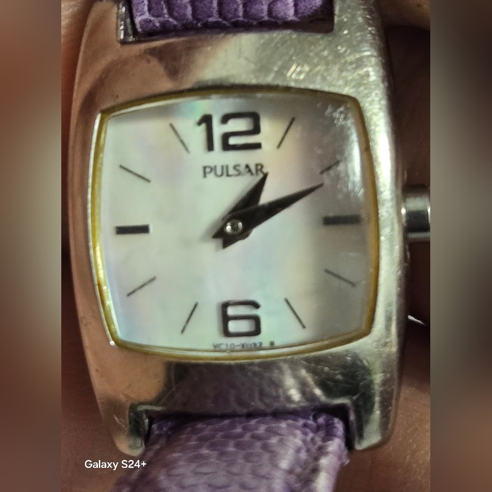 Pulsar Watch Women VC10-XD28 20mm Silver Tone Purple Leather Band New Battery - Picture 7 of 7